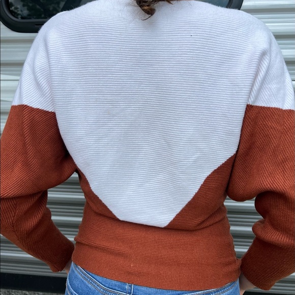 Northern Angel super soft sweater- Size large - Picture 3 of 3